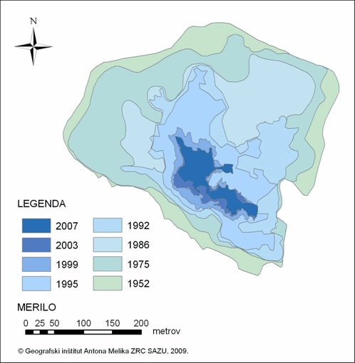 Obseg triglavskega ledenika v posameznih letih